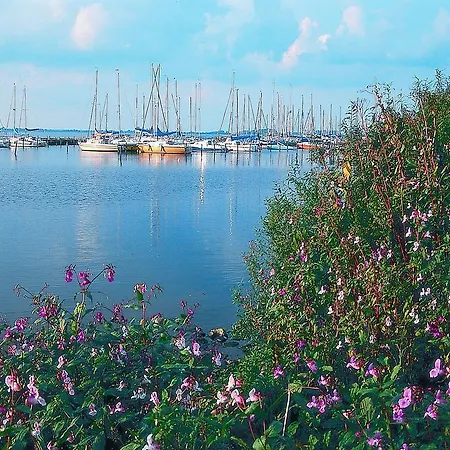 Dummerhotel Strandlust Lembruch