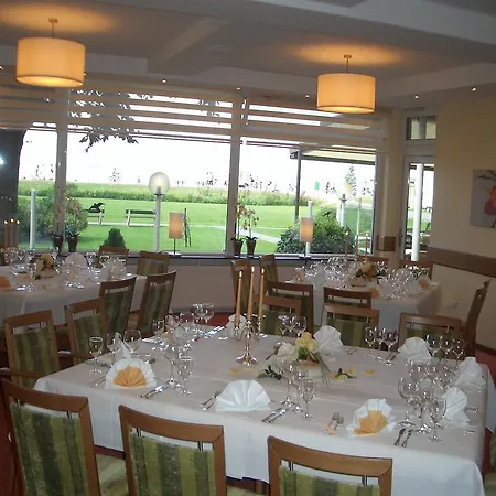 Dummerhotel Strandlust 호텔 3*